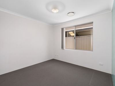 42a Kidman Avenue, South Guildford