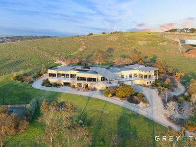 100 Moore Road, Sunbury