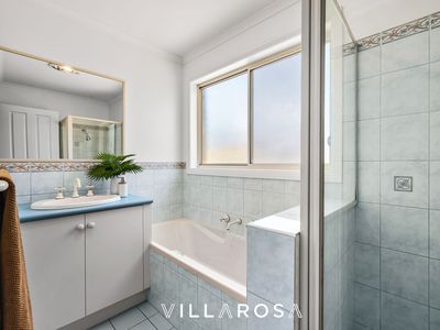 8 Aintree Rd, Bell Post Hill