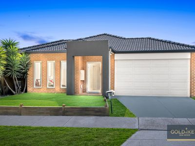 4 Kayla Avenue, Tarneit