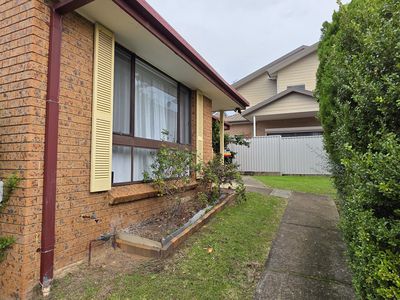 6 / 45 Pine Road, Casula