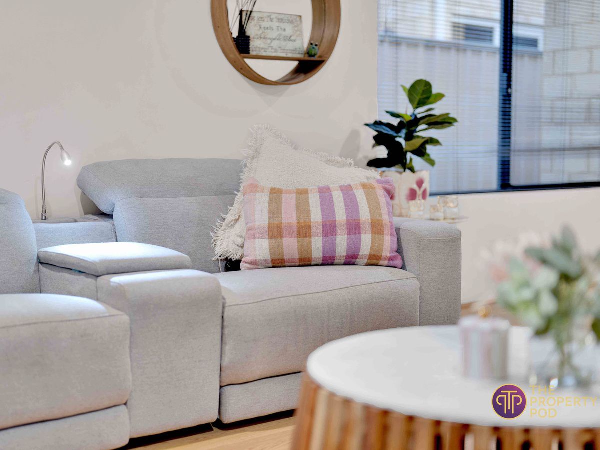 14 Gully Close, High Wycombe