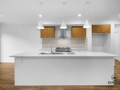 8 Pienza Road, Clyde