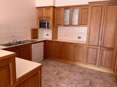 1 / 21 Bedford Avenue, Dubbo