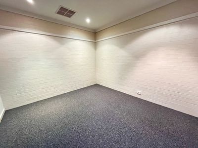 214B BEECHWORTH ROAD, Wodonga