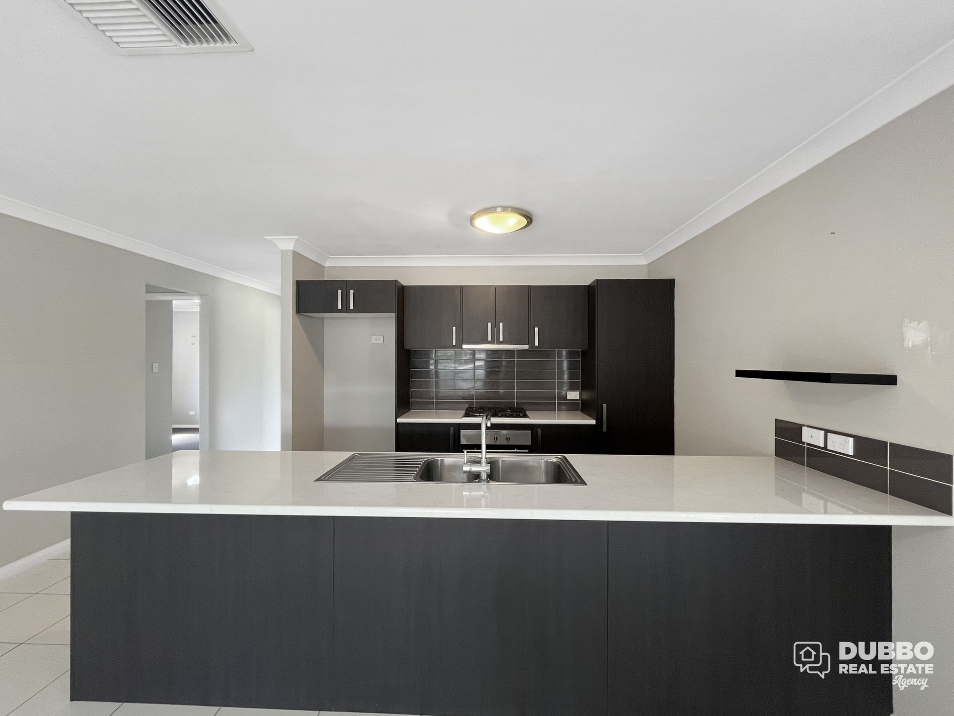 12 Glenshee Close, Dubbo