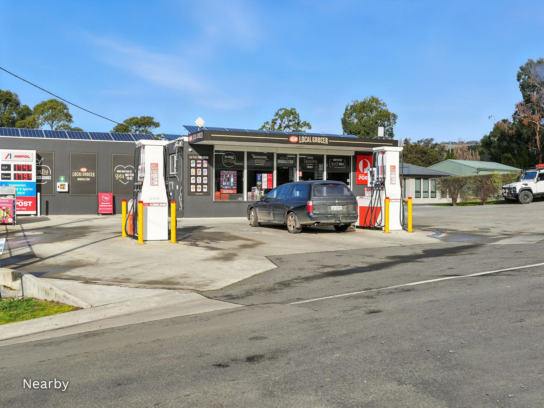 4645 Channel Highway, Gordon