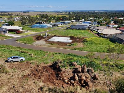 16 Mountain View Drive, Oakey