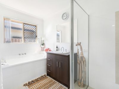 7  Kennedy Court , Urraween