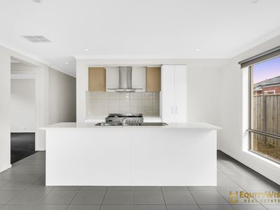 40 Stonecrop Way, Wyndham Vale