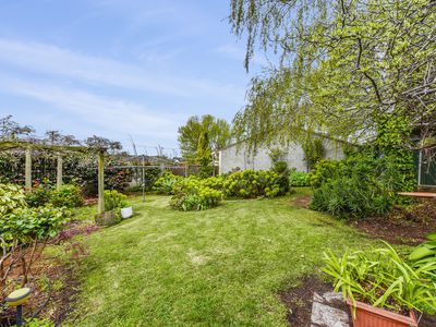 18 Sunnyside Drive, Mount Gambier