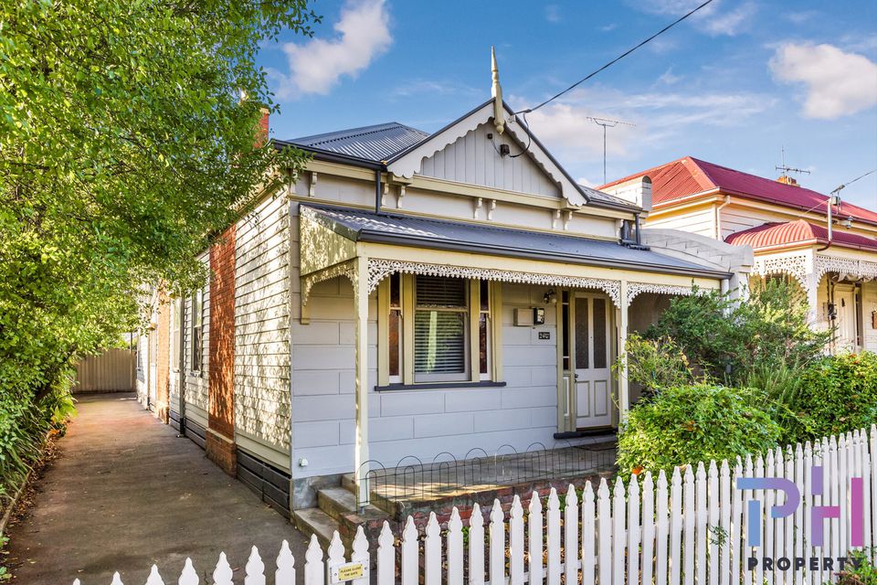 24 Arms Street, Long Gully