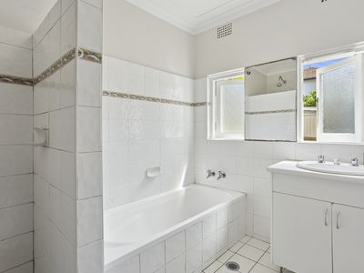 1 / 27 Seaview Street, Balgowlah