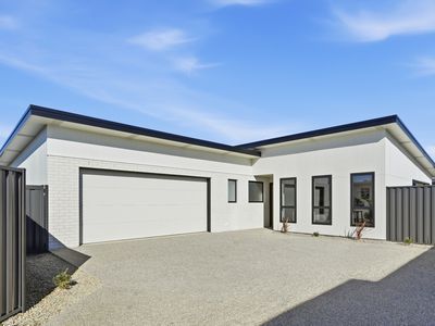 3 / 8 Imogen Court, Legana