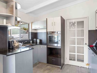 11 Surrey Road, Bellbird Park