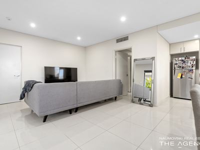 5 / 17 Stroughton Road, Westminster