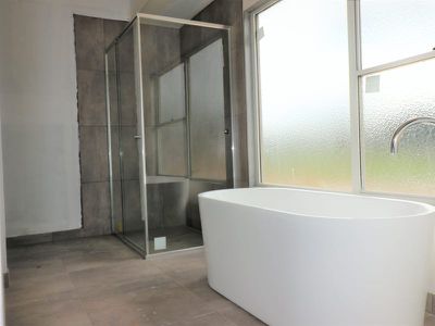 12 Farrah Place, Avenel