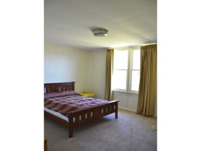 82 Lakeside Avenue, Mount Beauty
