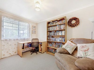7 Russell St, Howlong