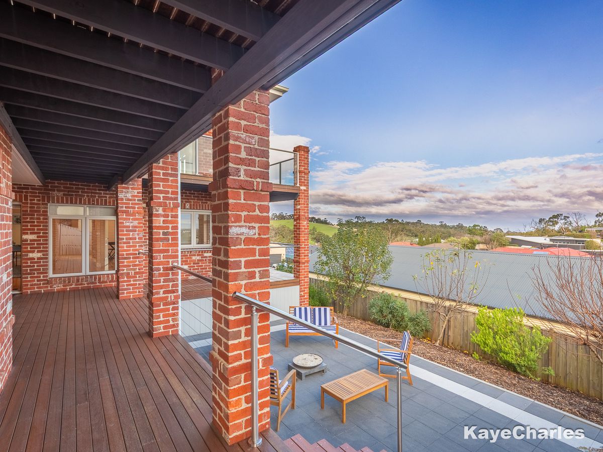 3 North Hidden Valley Circuit, Beaconsfield