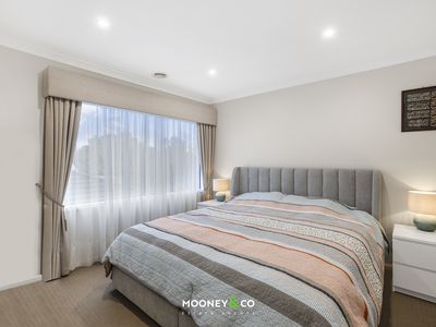 6 Silverstone Drive, Cranbourne