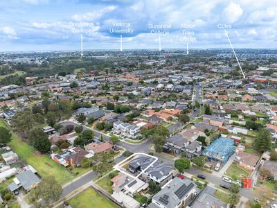 10 Mckenna Street, Avondale Heights