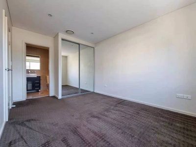 6 / 15 Larkin Street, Camperdown