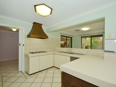24 Agincourt Drive, Willetton