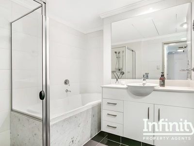 142 / 10 Lachlan Street, Waterloo