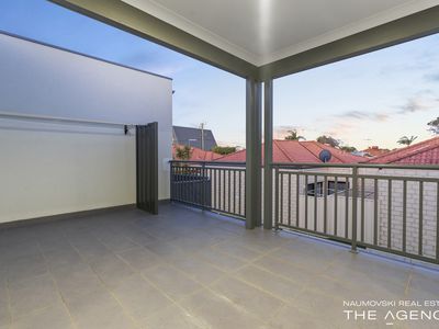 6 / 150 Ravenswood Drive, Nollamara