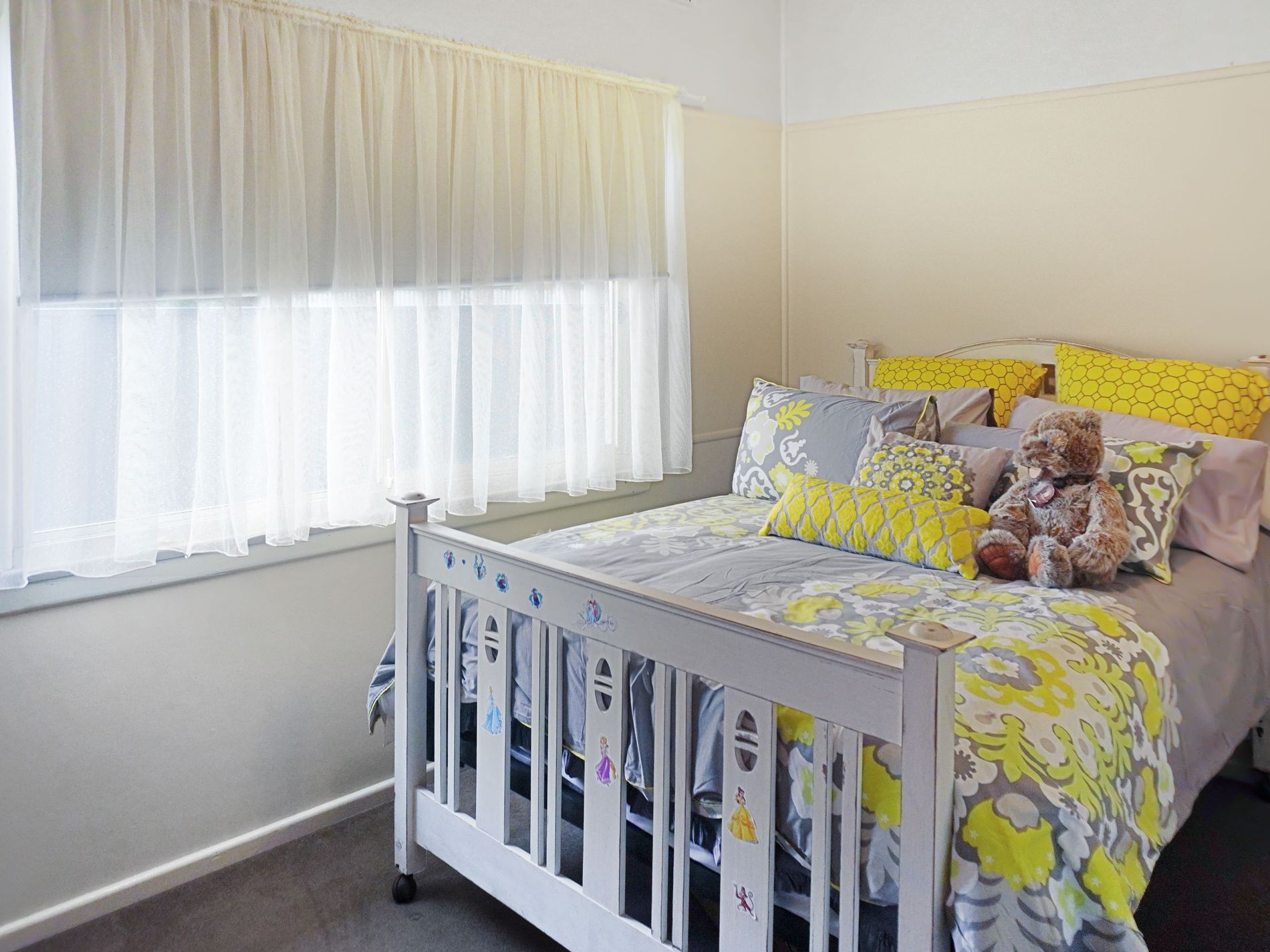 2 Bathurst Street , Forbes