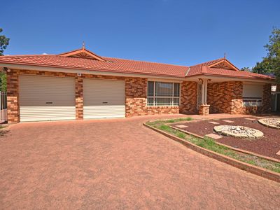 5 Loane Place, Dubbo