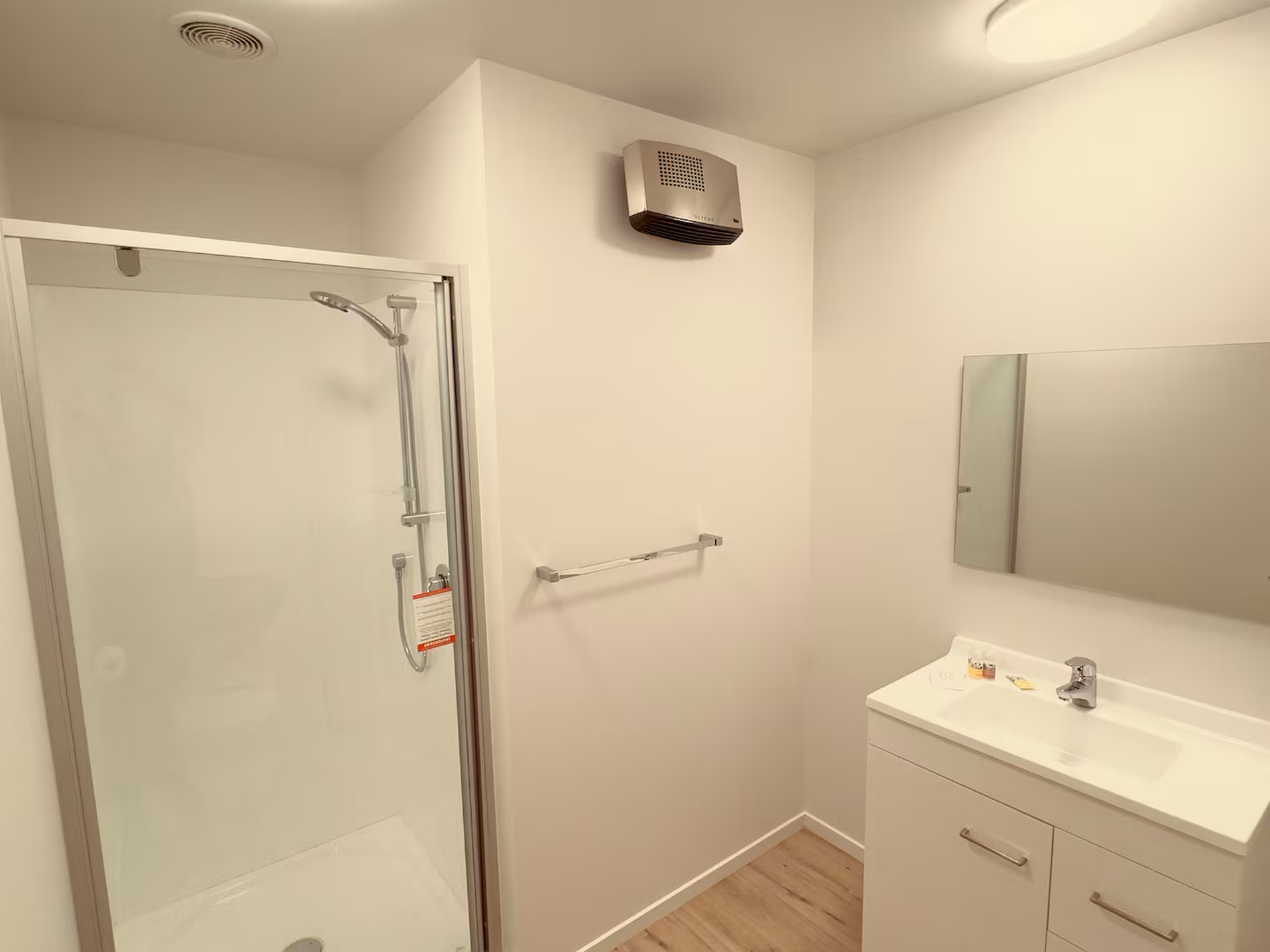 1 / 206 Main South Road, Green Island