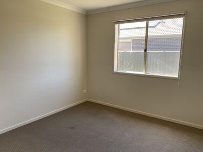 1228 Ison Road, Manor Lakes