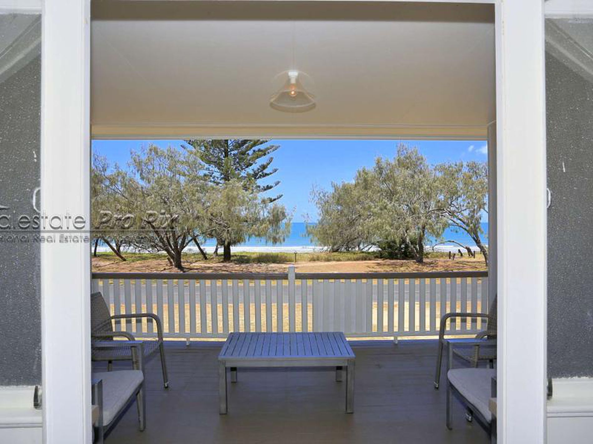 80 Esplanade, Woodgate