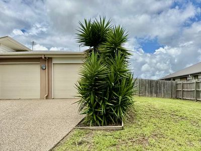 2 / 5 Corack Ave, Cambooya