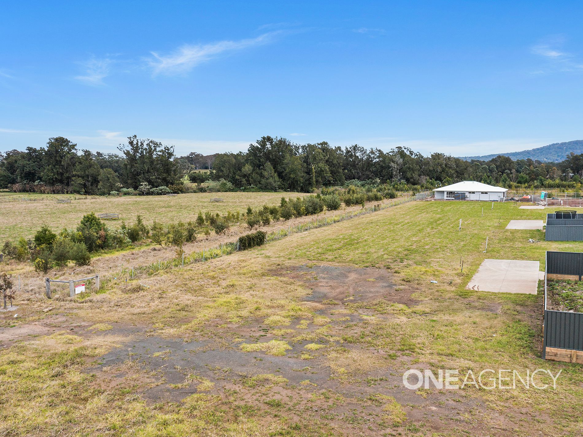 99 Lancaster Drive, Badagarang