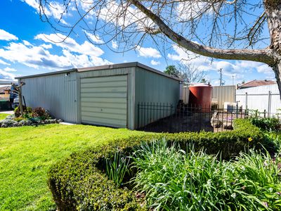 19 LLOYD STREET, West Wodonga