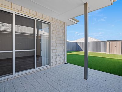 72 Formby Rd, Meadow Springs