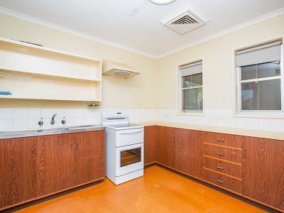 11 Tecoma Way, South Hedland