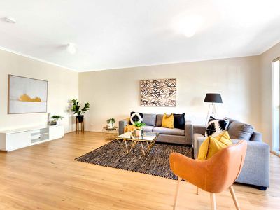 15 Walker Court, Enfield