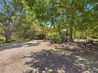 675 Markwood-Tarrawingee Road, Milawa
