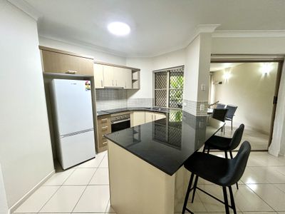 511 / 12 Gregory Street, Westcourt