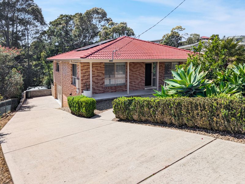 24 Thomson Parade, Dalmeny