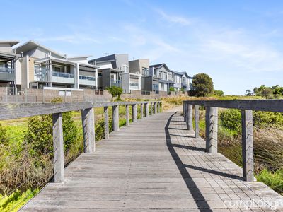 13 Sunset Drive, Williamstown