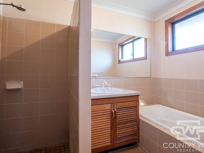 66 Severn Street, Deepwater