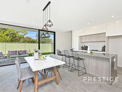 5 / 40 Meriel, Sans Souci