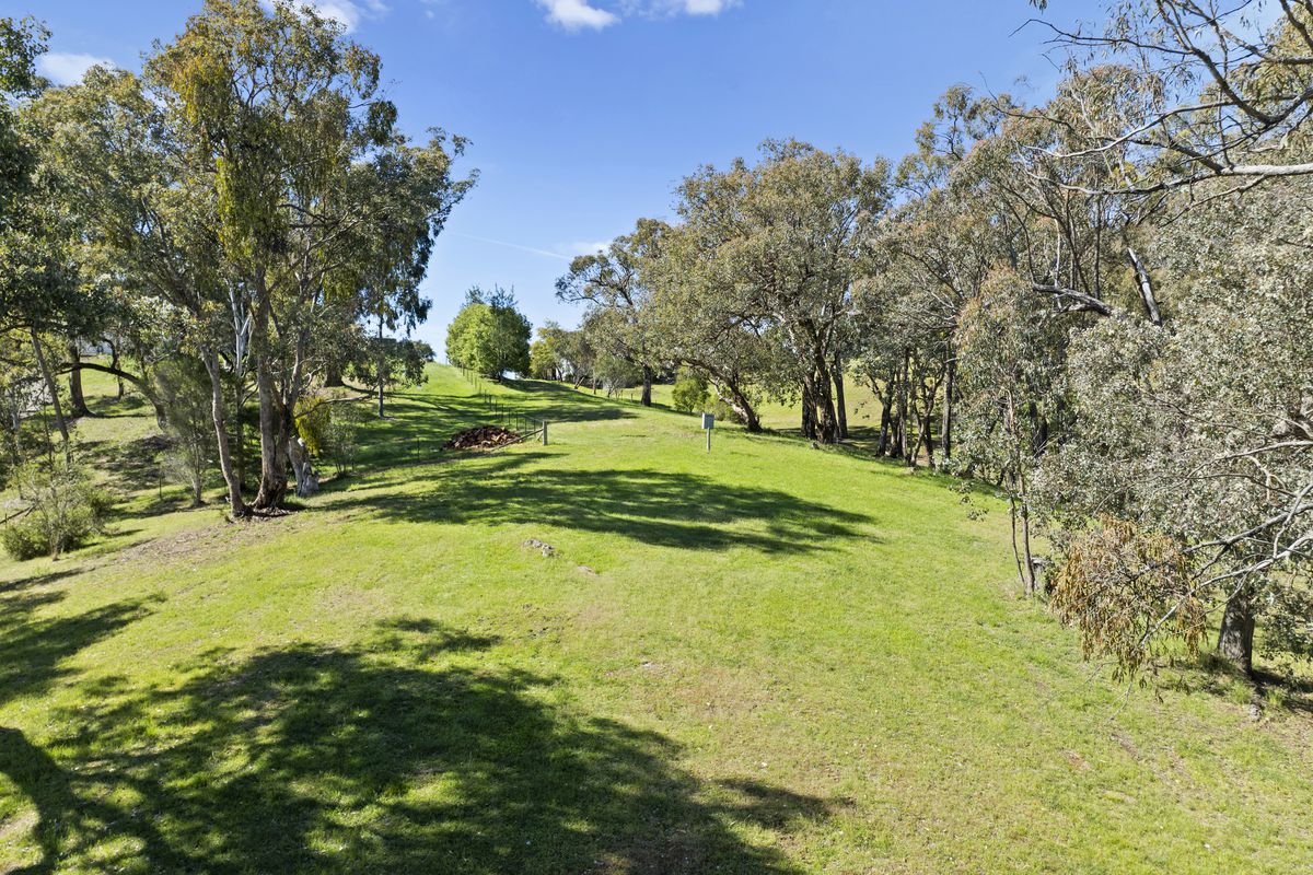 21 The Dress Circle, Mountain Bay