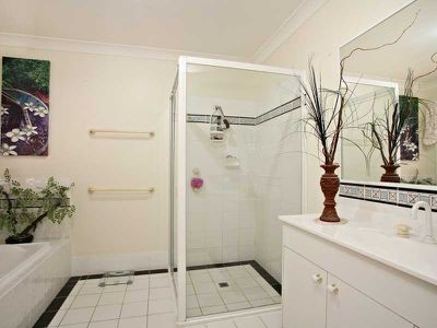 2 Timberlea Ct,, Helensvale