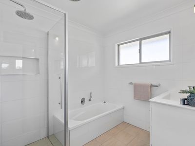 61 Edwards Street, Flinders View